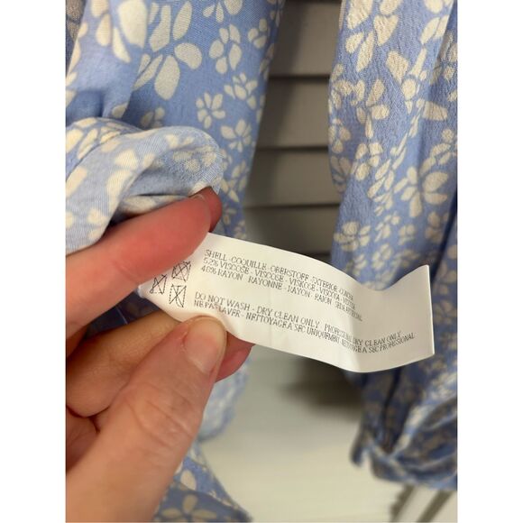 Capulet NWT Blue White Floral Tye Blouse, Sz Medium* - Picture 5 of 9
